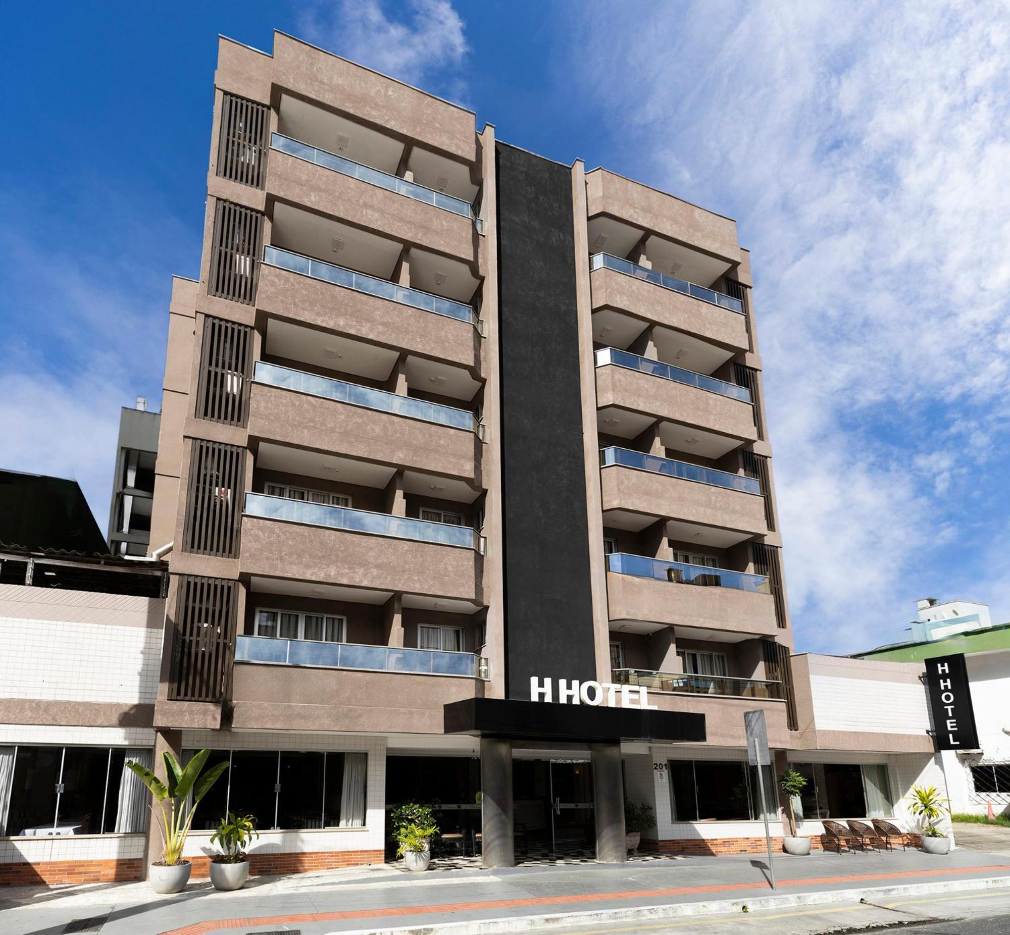 Hotel H