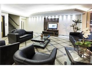 H Hotel