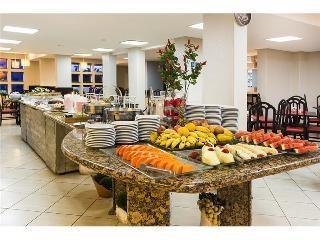 H 酒店 Balneario Camboriu